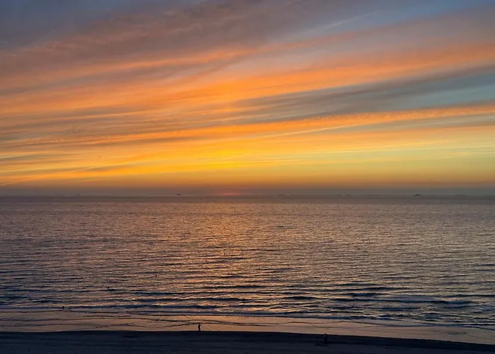 Apartment Belle Epoque Penthouse Ostend
